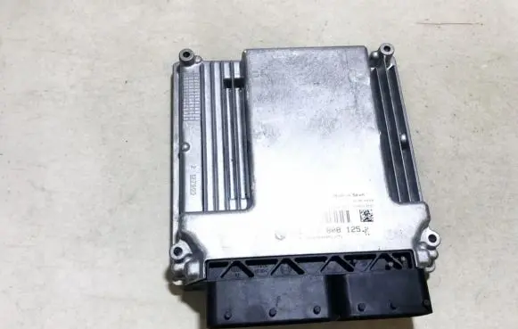 BMW 1 E81 E87 Engine control unit/module 780812501 0281014575