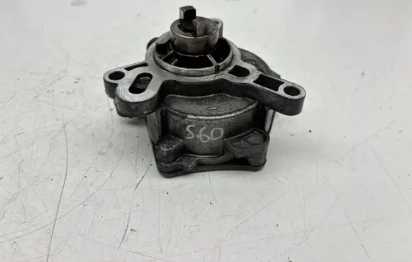 Volvo S60 Vacuum pump 31316688