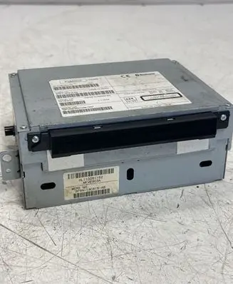 Volvo S60 Radio/CD/DVD/GPS head unit 31357004