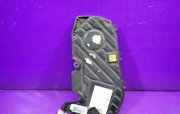 Opel Zafira B Rocker cam cover