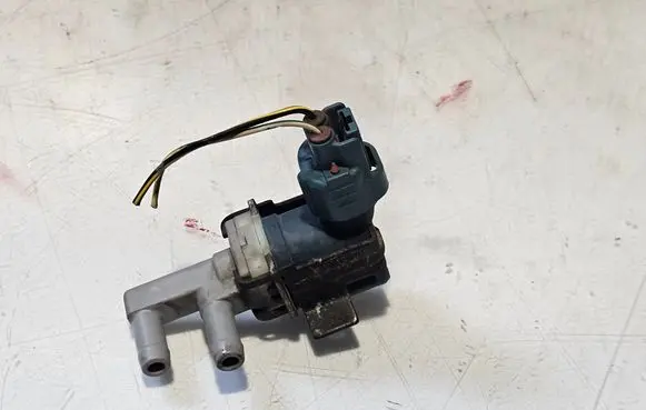 Toyota Yaris Turbo solenoid valve 9091012247