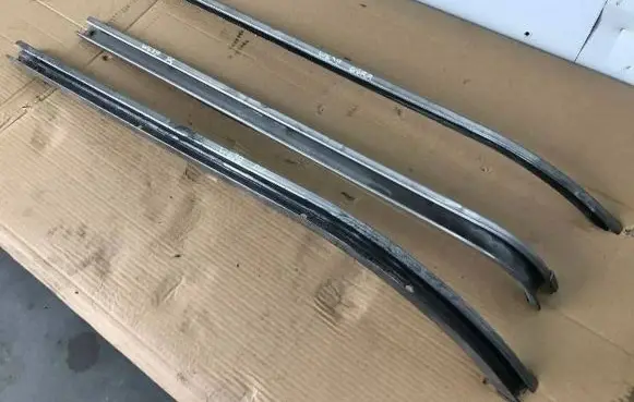 Mercedes-Benz Vito Viano W639 Sliding door middle rail a6397661137 a6397600335