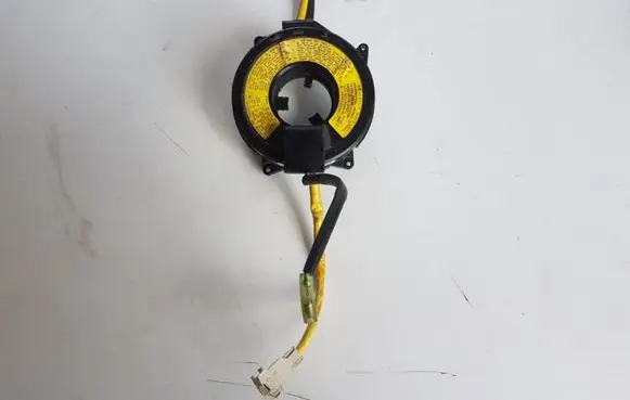 Mitsubishi Montero Airbag slip ring squib (SRS ring)