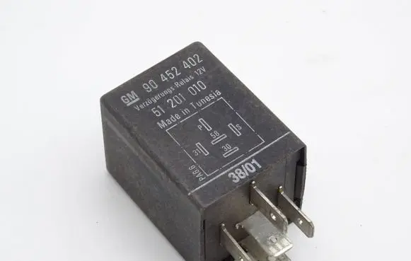 Opel Vectra B Other relay 90452402