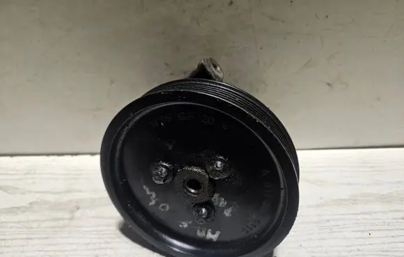 Mercedes-Benz C W203 Power steering pump A6112300115 M35GT20