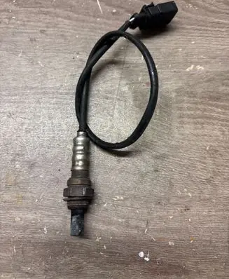 Volkswagen Golf VII Lambda probe sensor 06E906265Q