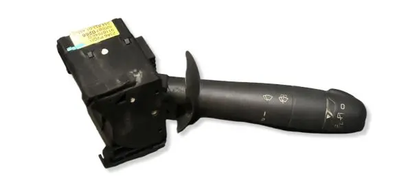 Renault Trafic II (X83) Wiper control stalk 8200070266 21167048