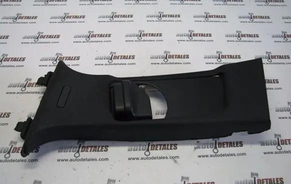 Mercedes-Benz C W204 (B) pillar trim (top) A2048600930