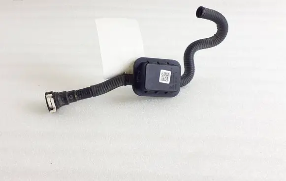 Audi Q2 - Vacuum line/pipe/hose 04E133277A