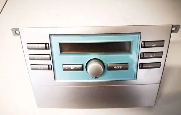 Toyota Corolla Verso AR10 Climate control unit 559000F030