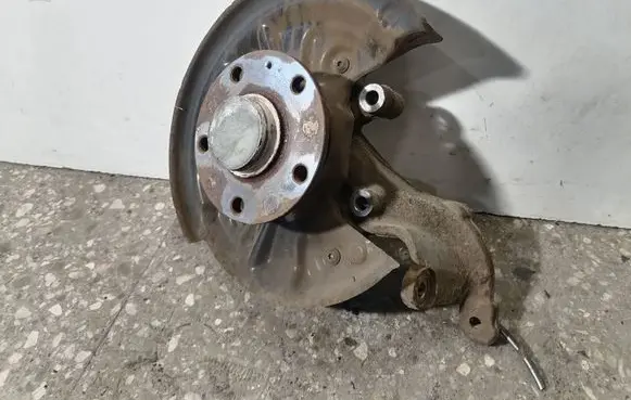 Seat Leon (5F) Rear wheel hub