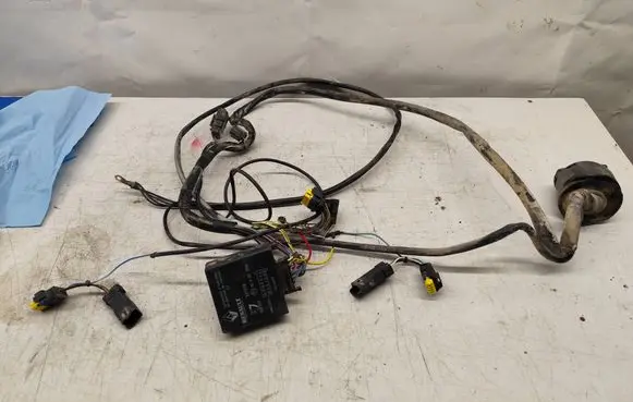 Nissan Primastar Tow bar trailer control unit/module 321138 10R023766