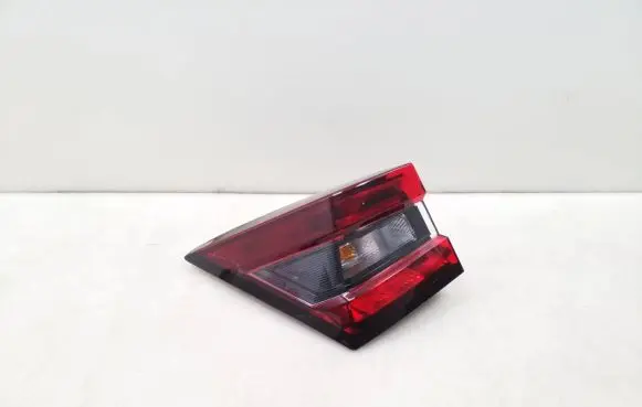Nissan Juke II F16 Rear/tail lights 265556PA0A