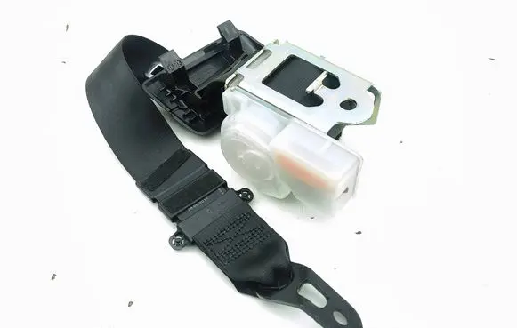 Renault Kadjar Rear seatbelt 7P0857807 A045014 28062011