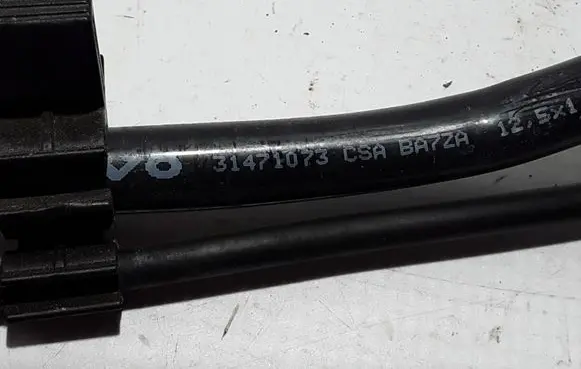 Volvo XC60 Air intake hose/pipe 31471073
