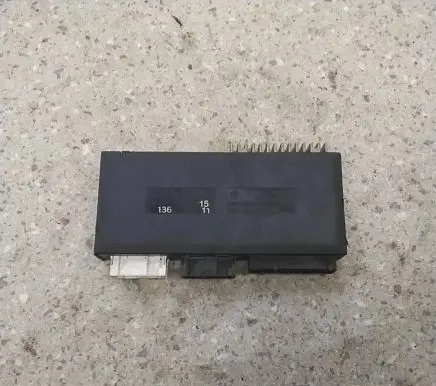 BMW 5 E39 Comfort/convenience module 6158372143 5DK00704721 10272100