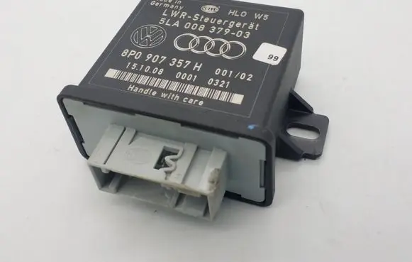 Audi A6 S6 C6 4F Light module LCM 8P0907357H 5LA00837903