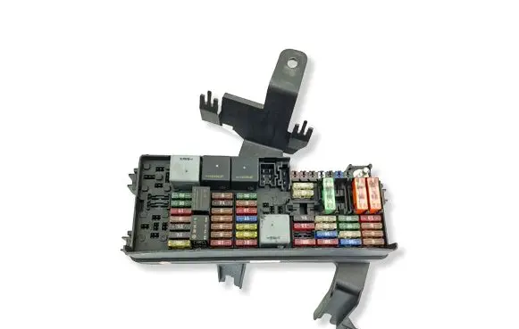 Mercedes-Benz ML W164 Fuse module A1645400272