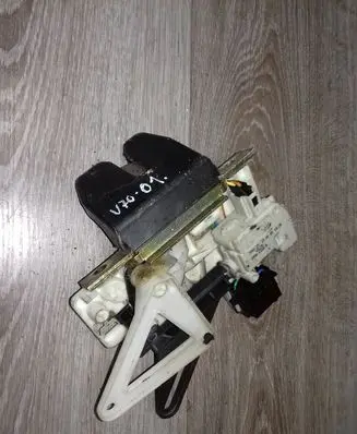 Volvo V70 Tailgate/trunk/boot lock/catch/latch 999065180