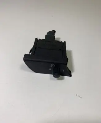 Audi A4 S4 B7 8E 8H Headlight level height control switch 8E2919094