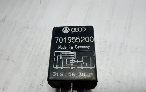 Volkswagen Transporter - Caravelle T4 Fuse module 701955200 31S5630