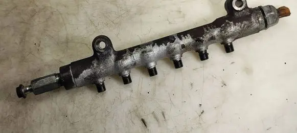 Mitsubishi Outlander Fuel main line pipe