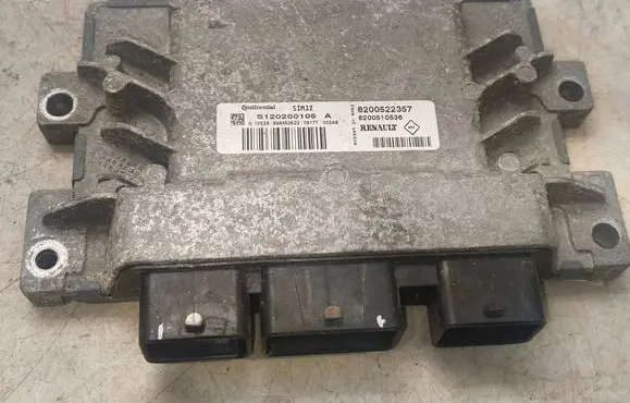 Renault Clio I Engine control unit/module S120200105A 8200522357 8200510536