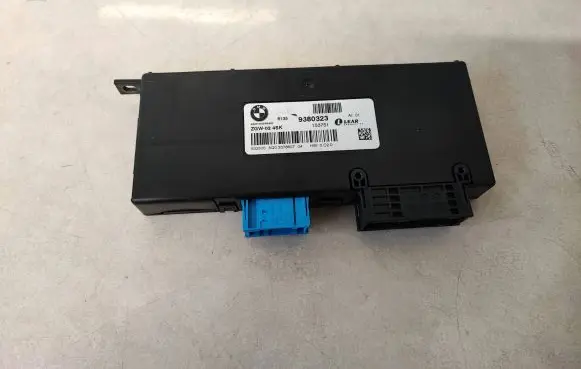 BMW 5 F10 F11 Gateway control module 9380323