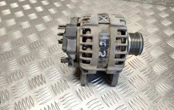 Nissan Pulsar Generator/alternator 231004EA0A