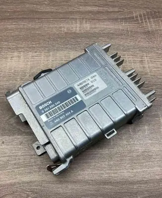 Audi 100 S4 C4 Engine control unit/module ECU 0261200240 4A0907404A