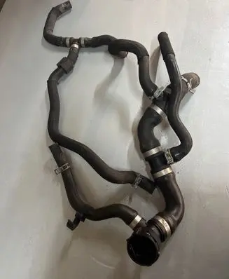 Volvo V40 Engine coolant pipe/hose 208208 207534 207149
