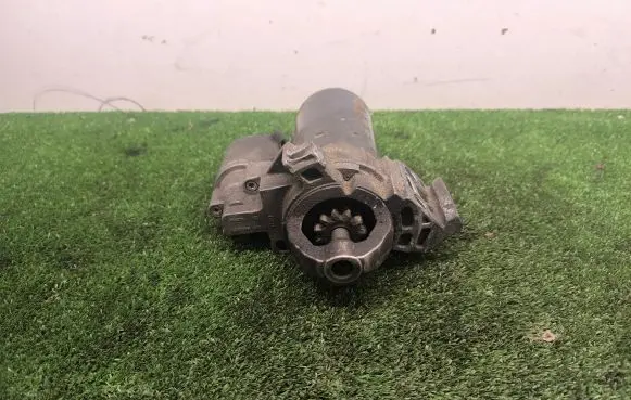 BMW 5 F10 F11 Starter motor 8506657 12418506657