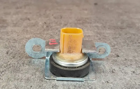 BMW 7 E65 E66 Acceleration sensor 6776214 7162B