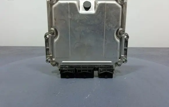 Peugeot 607 Engine control unit/module ECU 0281011361