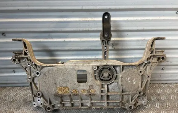 Volkswagen PASSAT B7 Front subframe 7N0199369A