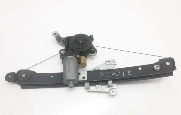 Volvo XC70 Rear door window regulator motor 119971XXX