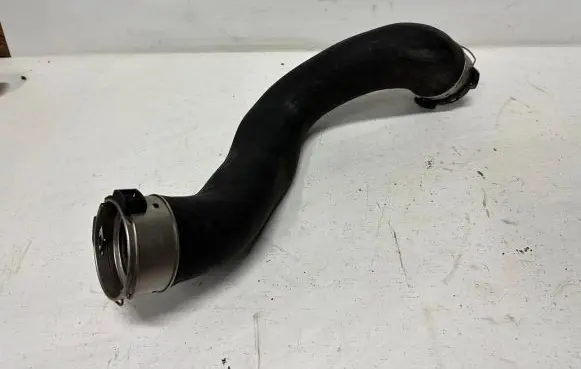 Mercedes-Benz C W204 Intercooler hose/pipe a2045282582 3552702