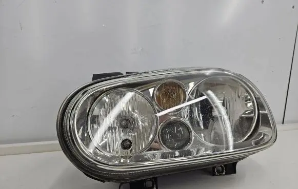 Volkswagen Golf IV Headlight/headlamp 1J1941015K