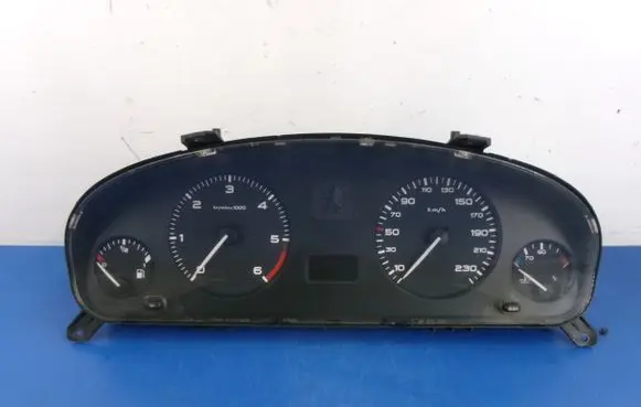 Peugeot 406 Speedometer (instrument cluster) 9642946280