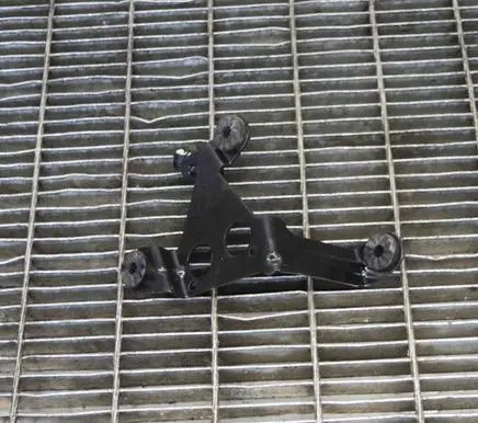 Volvo XC60 ABS pump bracket 31387278