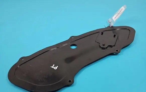 Tesla Model S Center console 1067943-00-A IMPRK1412377