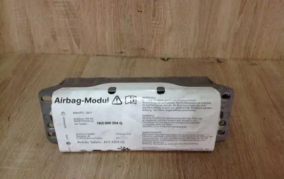 Volkswagen Golf V Passenger airbag 1K0880204G