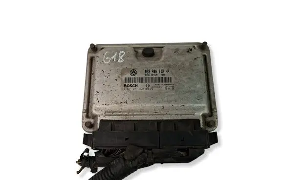 Seat Ibiza III (6L) Engine control unit/module 038906012HP 0281011320 1039S01942