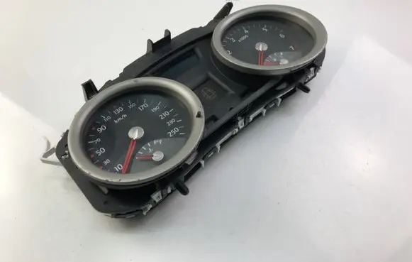 Renault Megane II Speedometer (instrument cluster) 8200399694