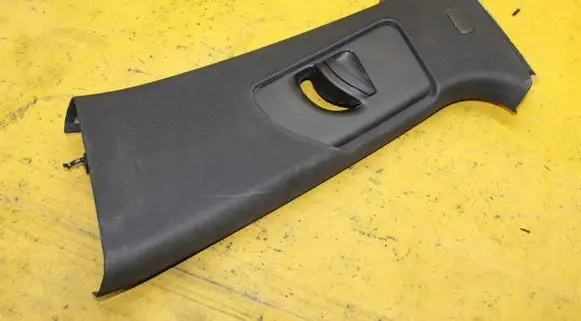 Audi A6 S6 C6 4F (B) pillar trim (bottom)