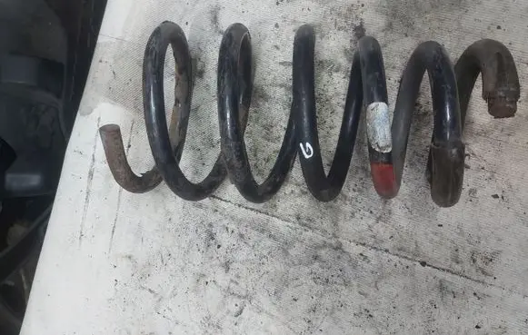 Volvo XC90 Rear coil spring