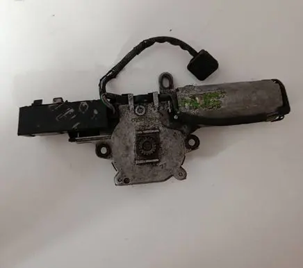 Mercedes-Benz C W202 Sunroof motor/actuator 2028208910