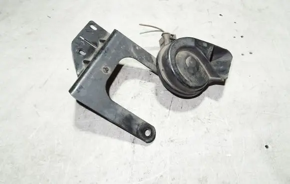 Audi A6 S6 C6 4F Horn signal 4F0951221A