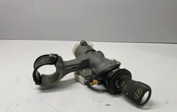Hyundai Accent Ignition lock