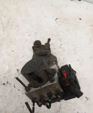Skoda Fabia Mk2 (5J) ABS Pump 6Q0907379AF